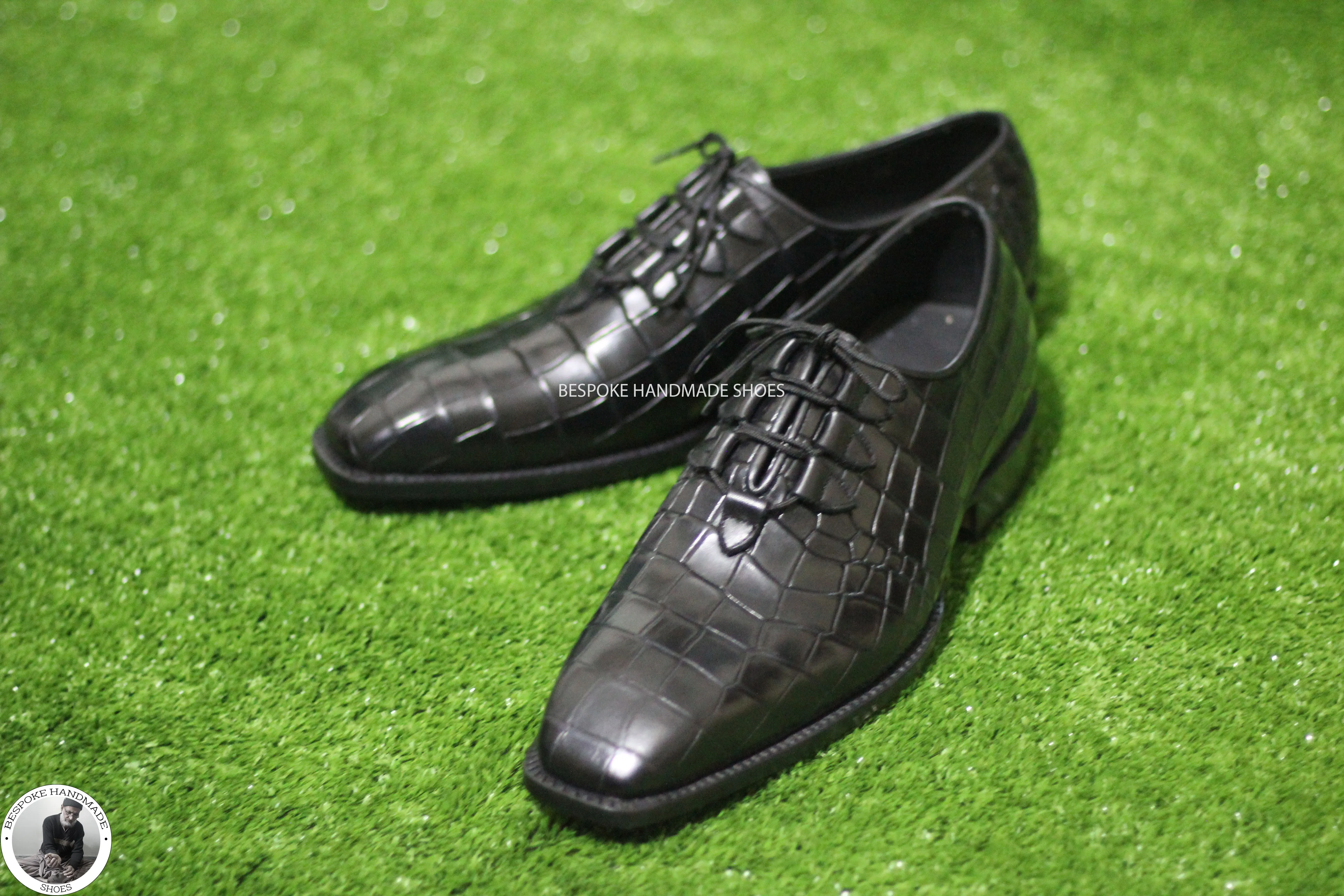 Bespoke Premium Quality Black Alligator Print Leather Oxford Lace up Party Wear Shoes