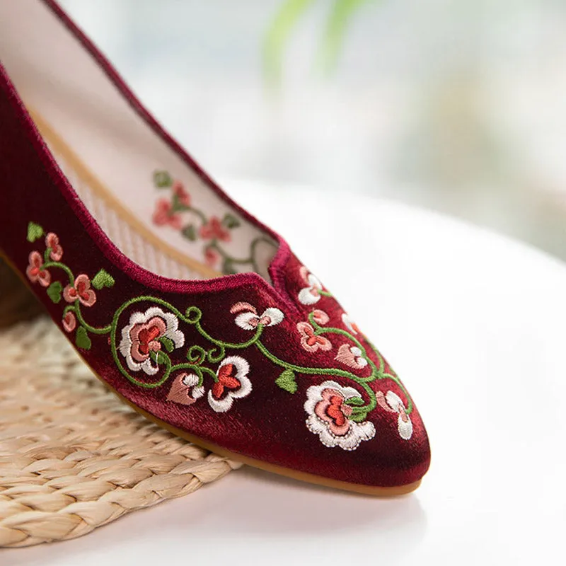 Flowering Vines Embroidered Flat Shoes for Women