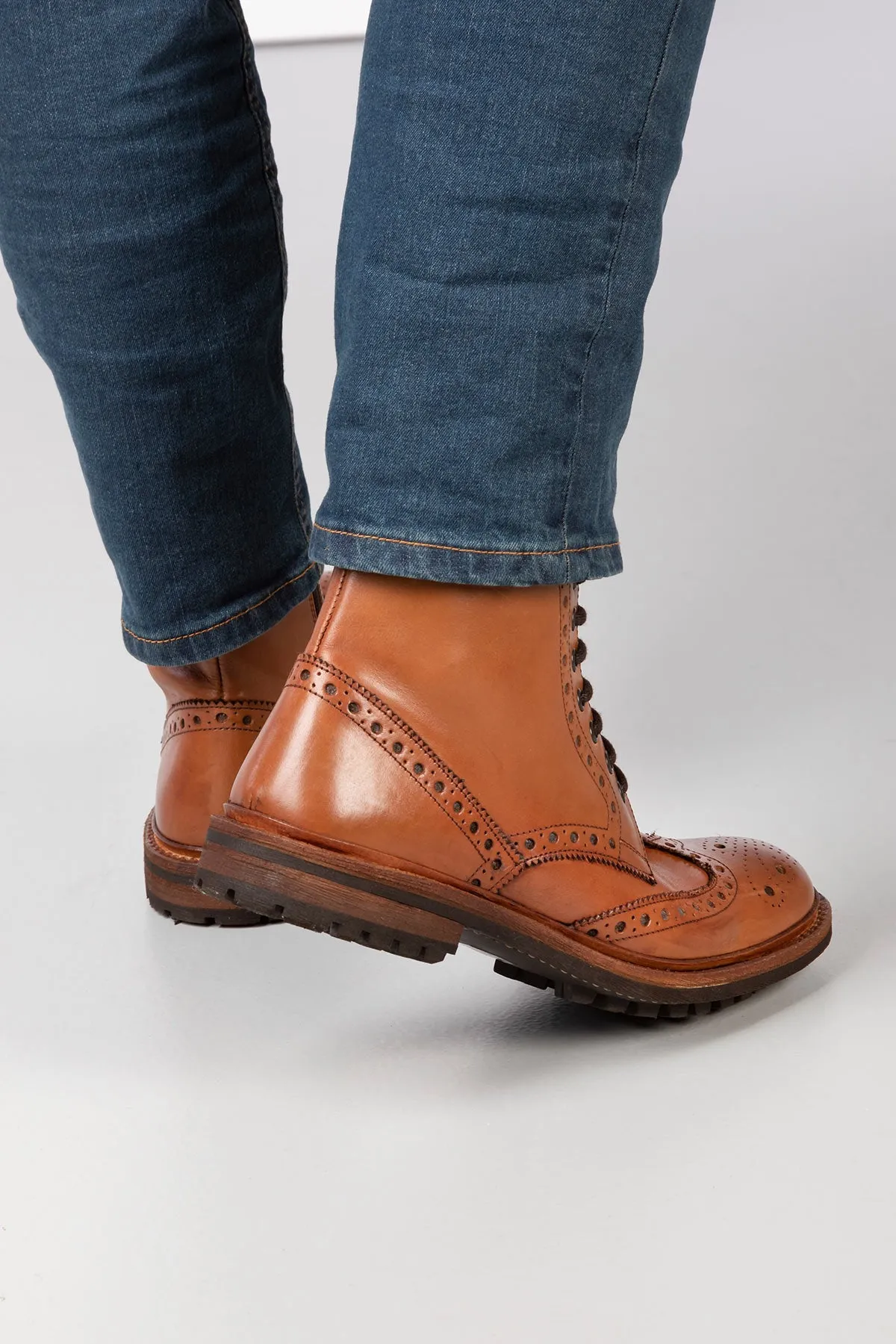 Men's Brogue Boots - Wetherby