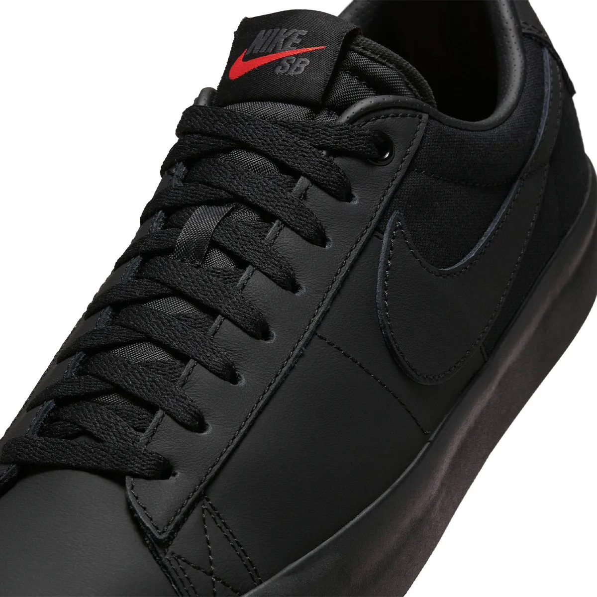 Nike SB - Blazer Low Pro GT ISO Shoes Triple Black