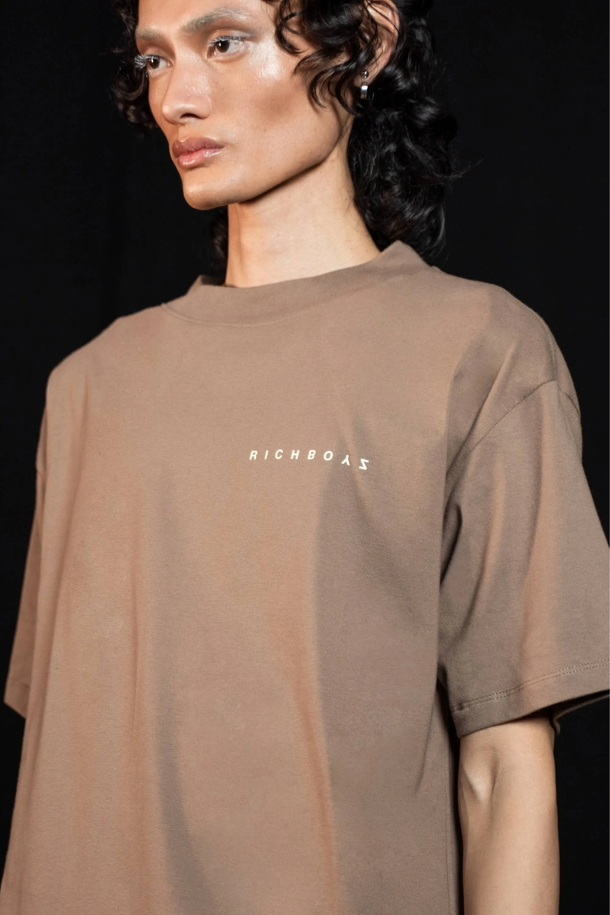 RELAXED DROP SHOULDER TEE - AUTUMN