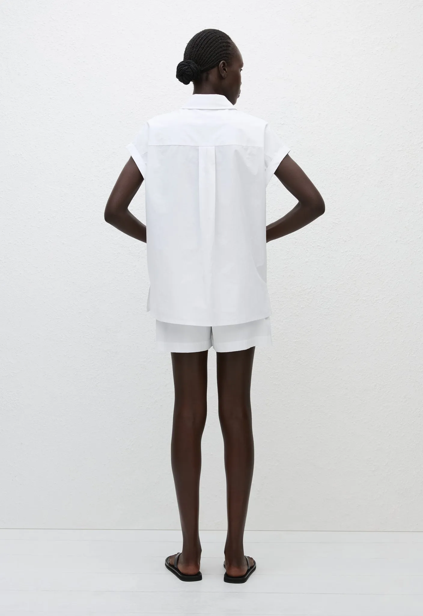 Relaxed Sleeveless Shirt - White