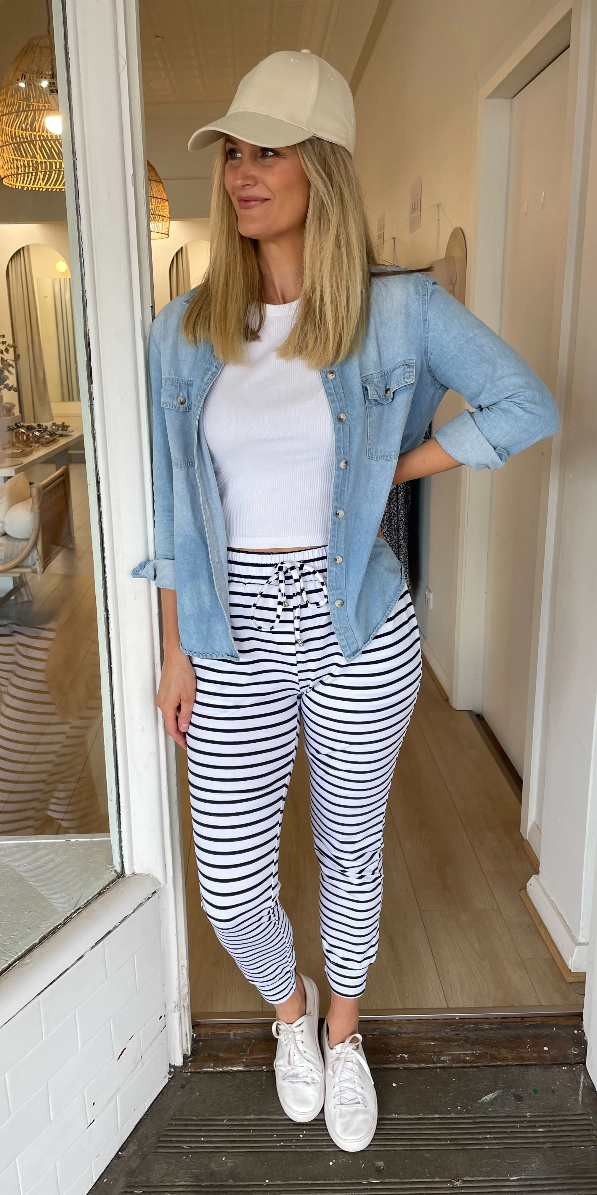 Riley pants - white w stripe